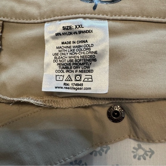 Reel Life Men's Hybrid Light Weight Tan Shorts - Picture 6 of 6